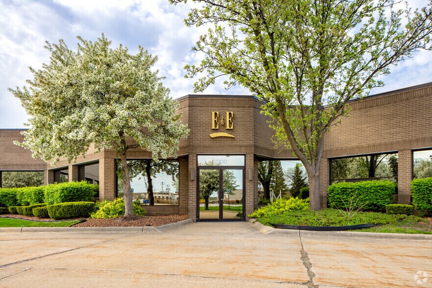 More Photos Of 7200 Miller Dr, Warren Research And Development For Lease