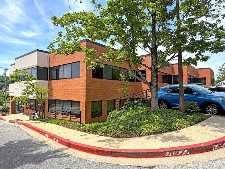 More Photos Of 1312 Bellona Ave, Lutherville Office For Lease