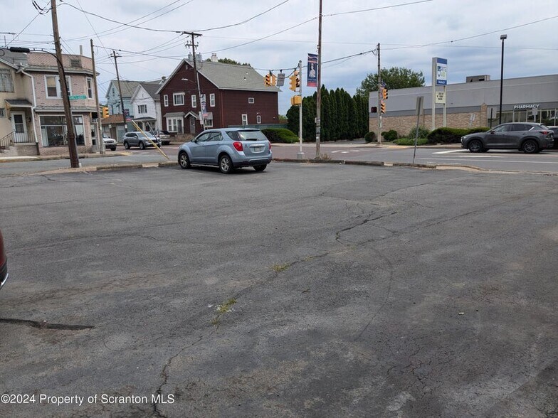 More Photos Of 455-459 N Main Ave, Scranton Storefront Retail Residential For Sale