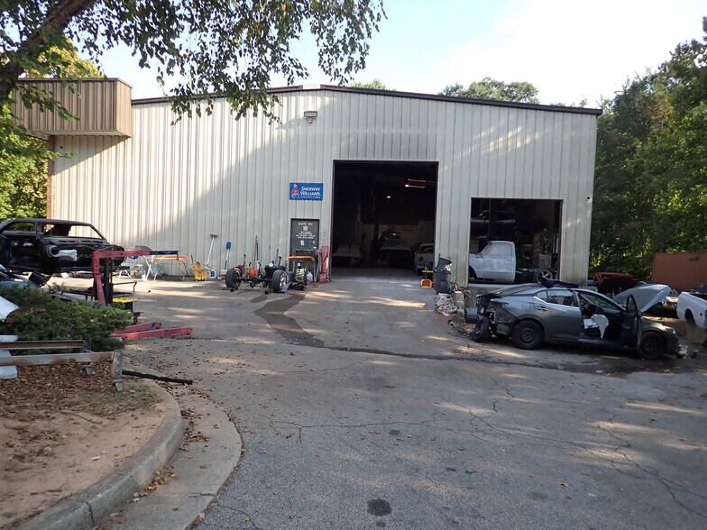 More Photos Of 160 Etowah Trace, Fayetteville Warehouse For Sale