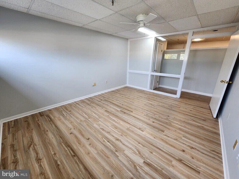 More Photos Of 2555-2575 Chain Bridge Rd, Vienna Medical For Sale