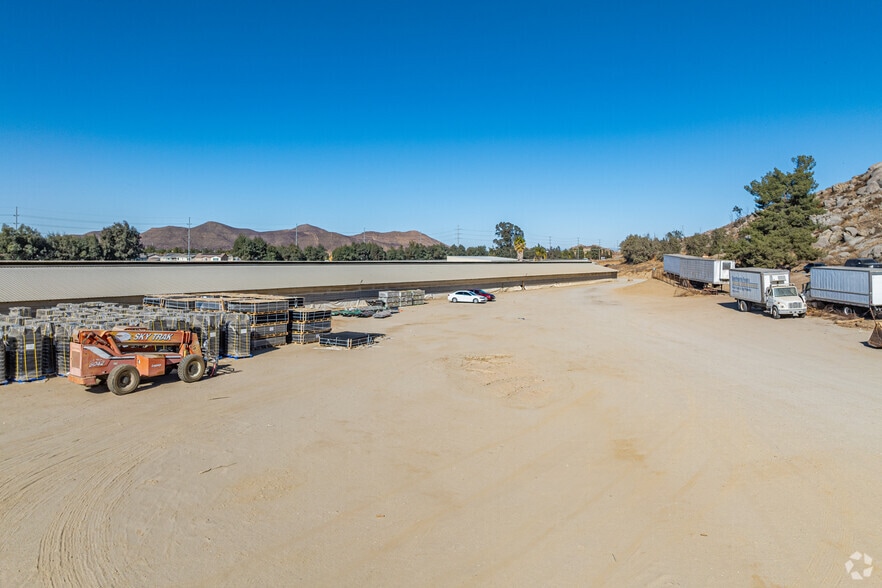 More Photos Of 30150 Briggs Rd, Menifee Warehouse For Lease