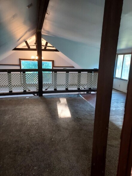 More Photos Of 329 Kent Rd, New Milford Apartments For Sale