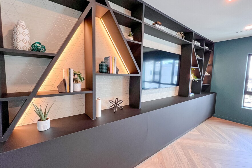 More Photos Of 75 Baldwin St, Lynn Apartments For Lease