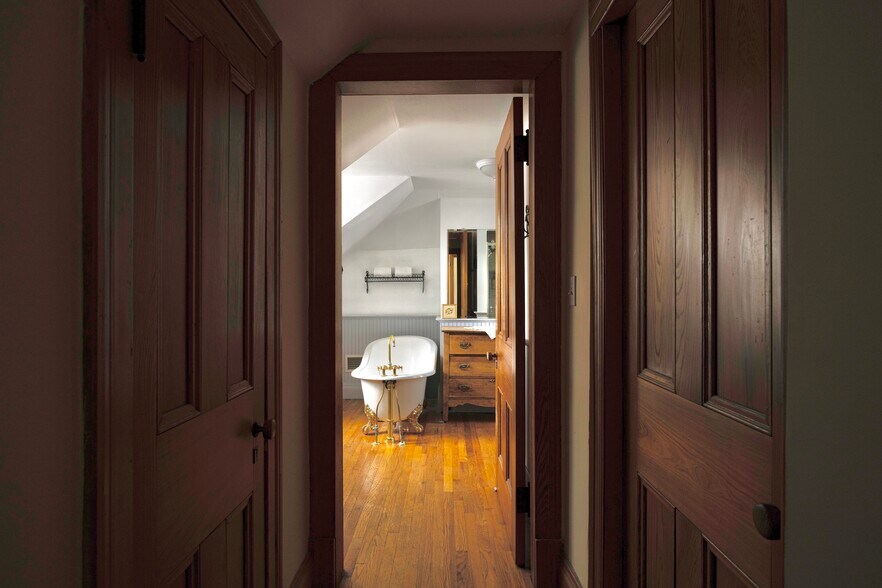 More Photos Of 3630 Main St, Stone Ridge Restaurant For Sale