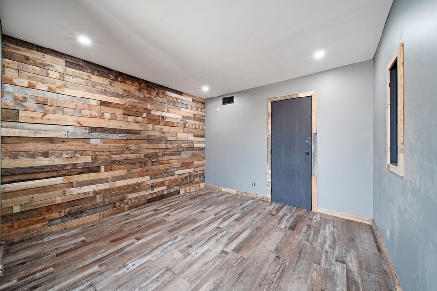 More Photos Of 2768 W Carleton Rd, Hillsdale Specialty For Sale