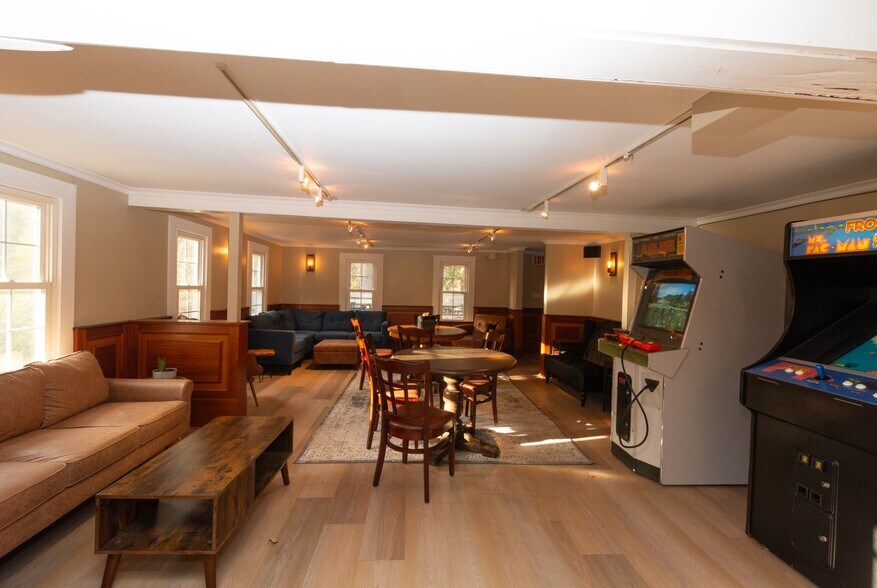 More Photos Of 178-188 State Route 42, Shandaken Hotel For Sale