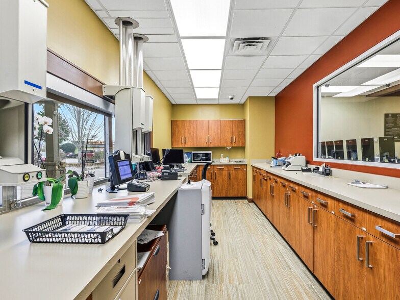 More Photos Of 101 Jack St, Hendersonville Bank For Sale