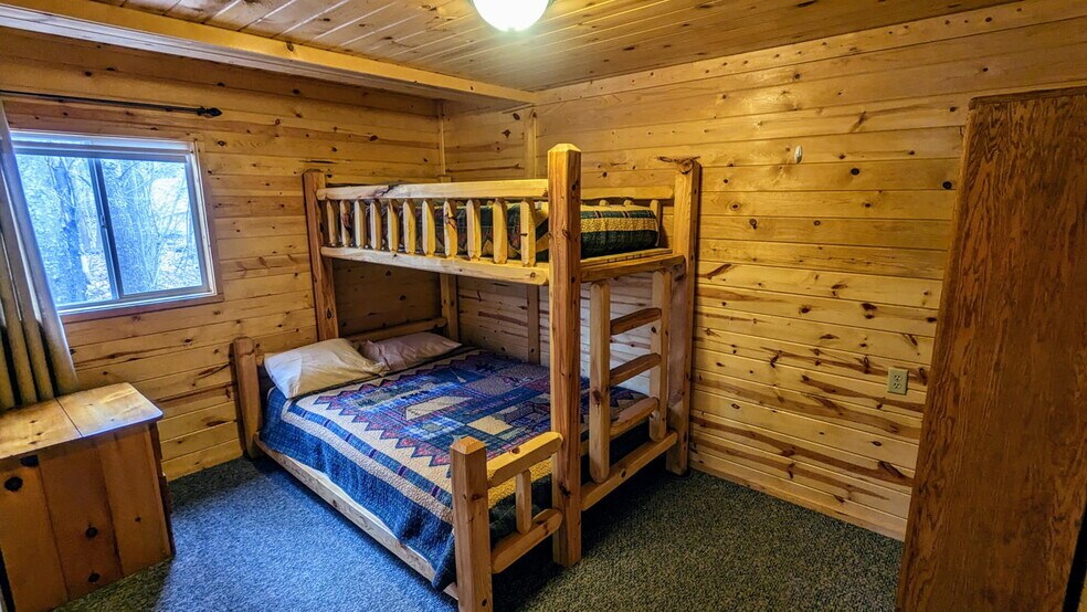 More Photos Of 10060 Gappa Rd, Kabetogama Hospitality For Sale