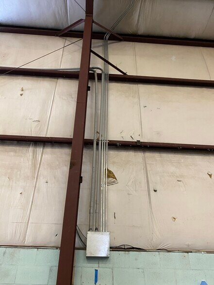 More Photos Of 430 Andalusia Ave, Ormond Beach Warehouse For Lease