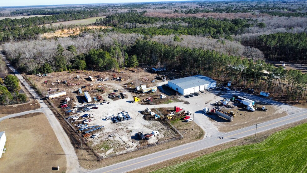 More Photos Of 2423 Homestead Rd, Bowman Warehouse For Sale