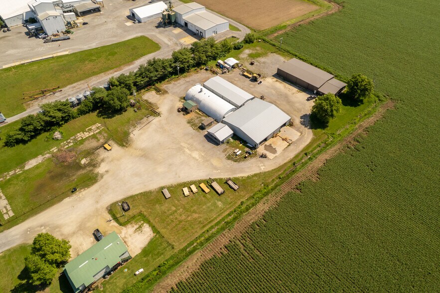 More Photos Of 2946 State Highway V, Matthews Warehouse For Sale