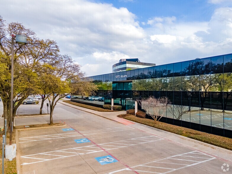 More Photos Of 9441 Lyndon B Johnson Fwy, Dallas Unknown For Lease