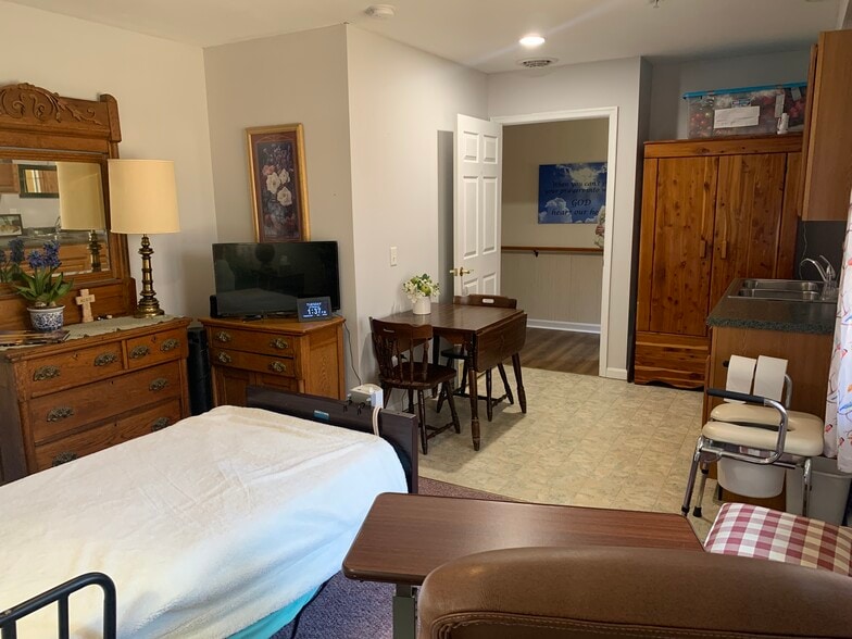 More Photos Of 20806 Bayside Ave, Rock Hall Assisted Living For Sale