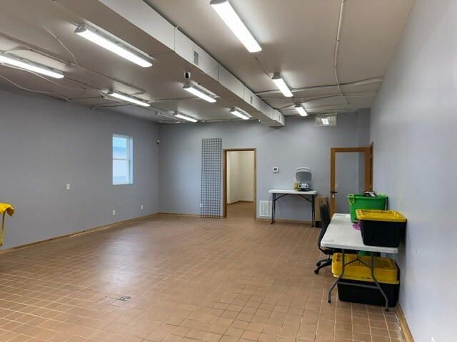 More Photos Of 134 26th St NW, Owatonna Office For Lease