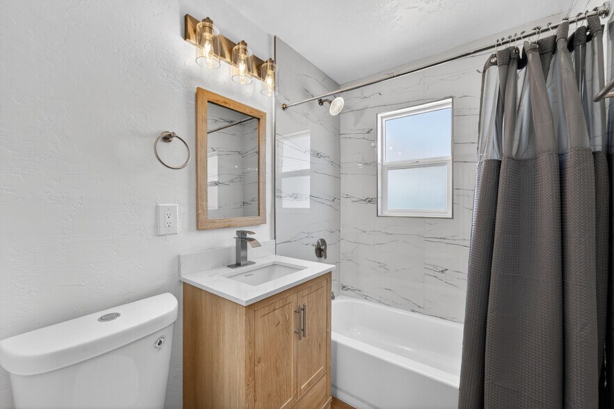 More Photos Of 5038 N 18th Ave, Phoenix Multifamily For Sale