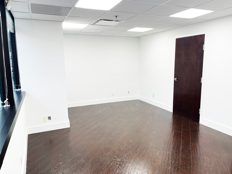 More Photos Of 200 S Andrews Ave, Fort Lauderdale Medical For Sale