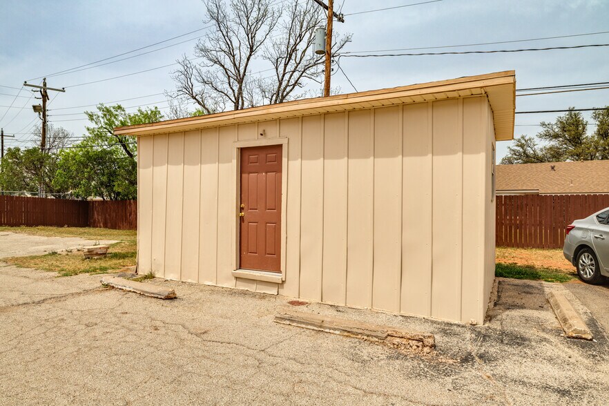 More Photos Of 3902 Sherwood Way, San Angelo Apartments For Sale