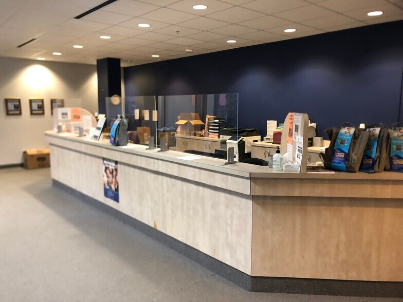 More Photos Of 77 Thomas Johnson Dr, Frederick Medical For Sale