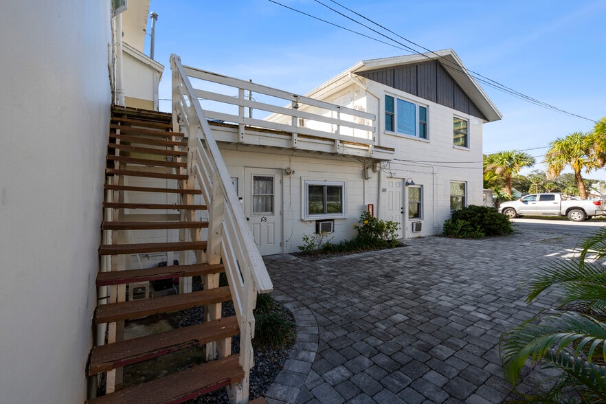 More Photos Of 620 E New Haven Ave, Melbourne Storefront Retail Residential For Sale