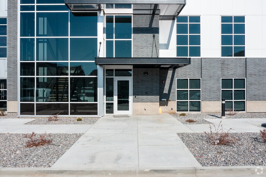More Photos Of 980 E 800 N, Orem Medical For Sale