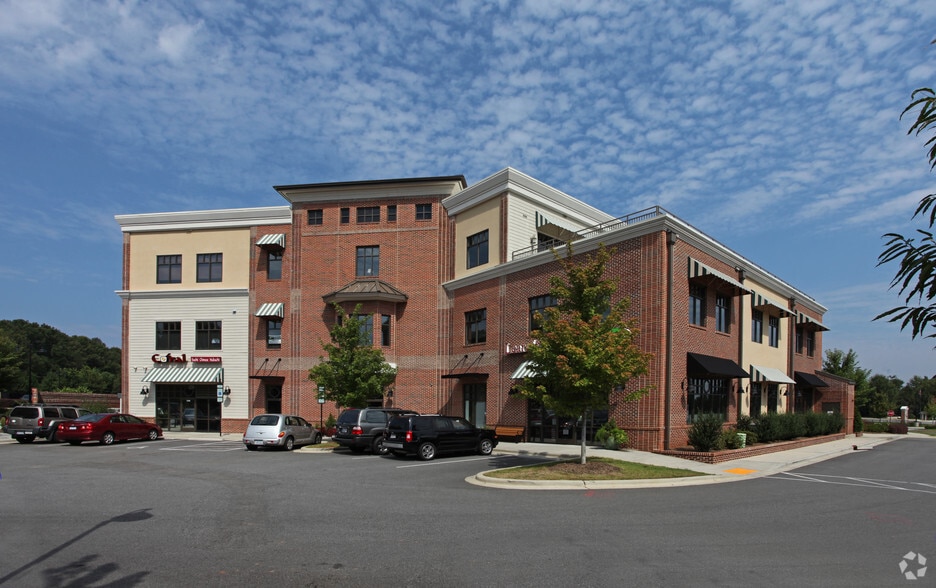 More Photos Of 9525 Birkdale Crossing Dr, Huntersville Office For Sale