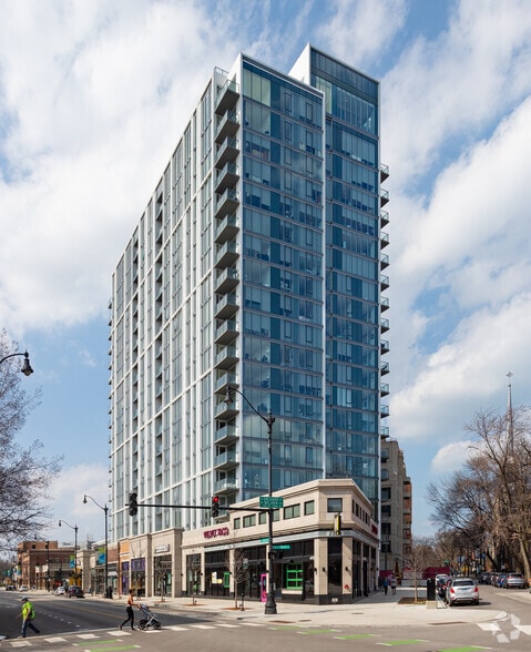 More Photos Of 2376-2380 N Lincoln Ave, Chicago Unknown For Lease