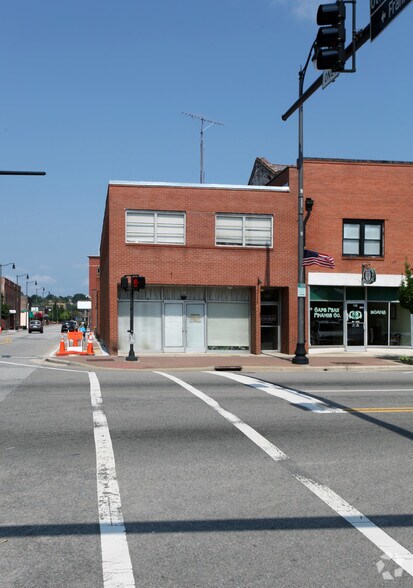 Primary Photo Of 124 Gillespie St, Fayetteville Office For Lease