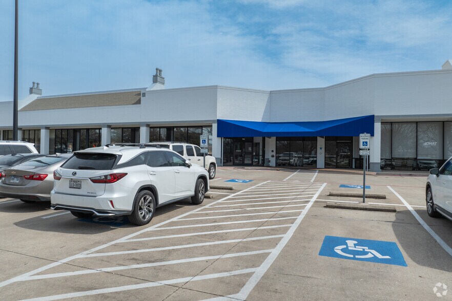 More Photos Of 1600 Central Dr, Bedford Medical For Lease