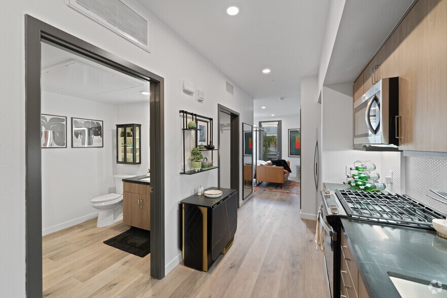 More Photos Of 1800 Beverly Blvd, Los Angeles Apartments For Lease