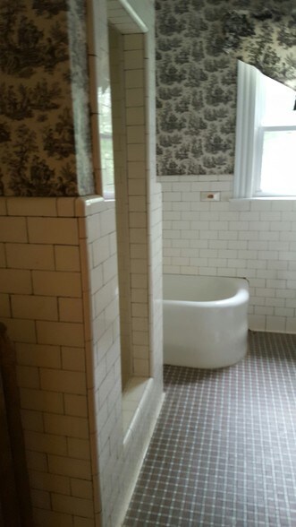 More Photos Of 215 Coram Ave, Shelton Office For Lease