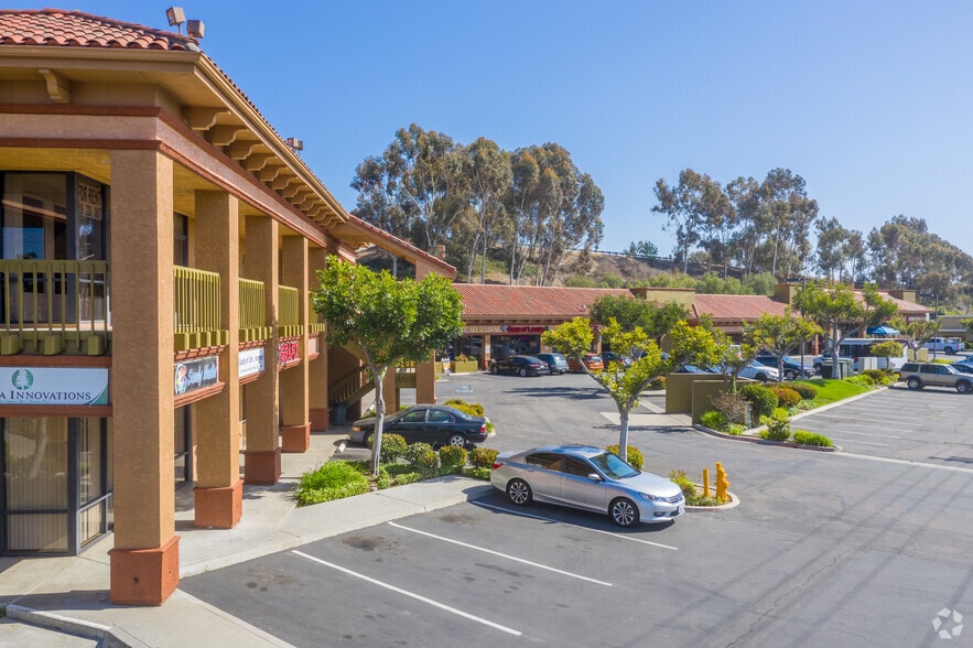 More Photos Of 3753 Mission Ave, Oceanside Unknown For Lease