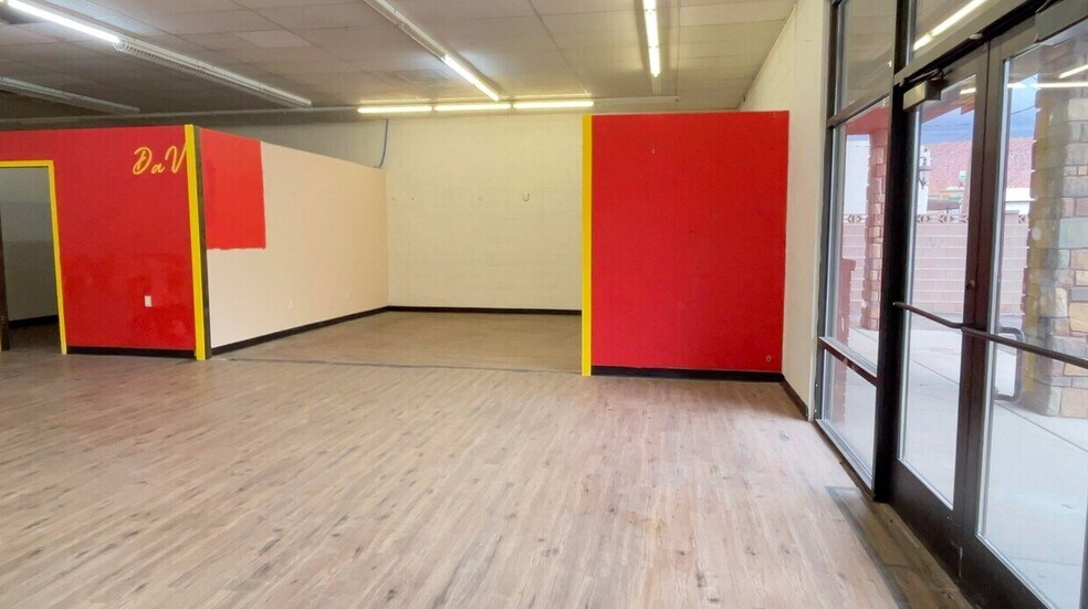 More Photos Of 684 S Main St, Cedar City Drugstore For Lease