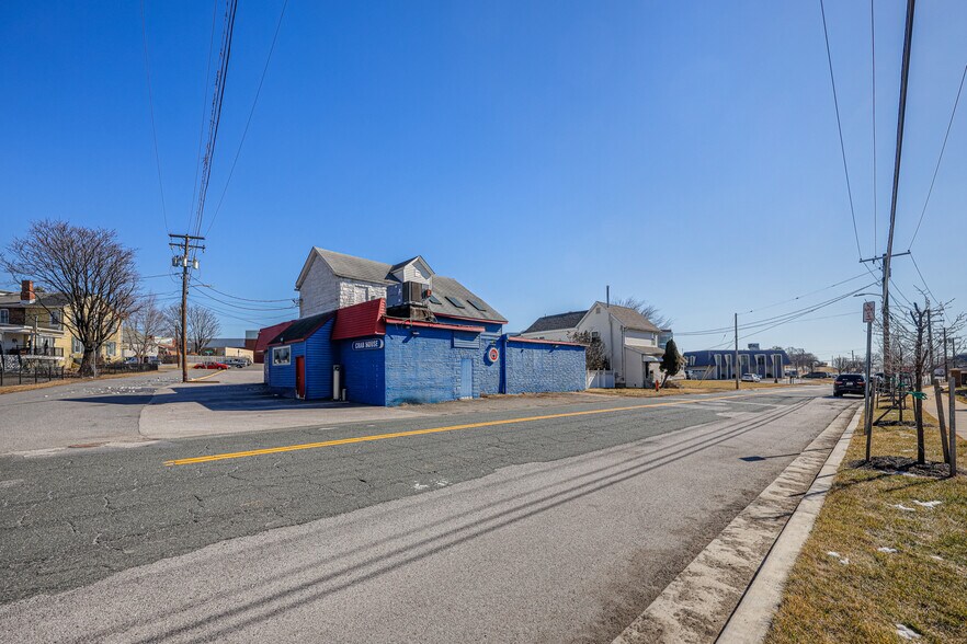More Photos Of 7100 Sollers Point Rd, Baltimore Restaurant For Sale