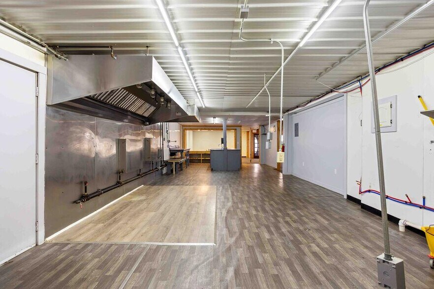 More Photos Of 75 Germania St, Galeton Restaurant For Sale