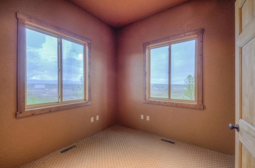 More Photos Of 710 Tenaya St, Hermosa General Retail For Sale