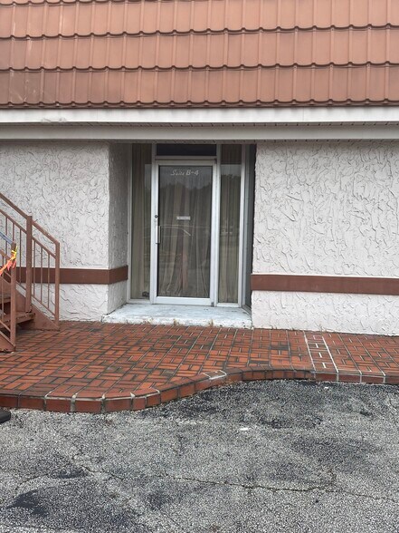 More Photos Of 255 Fortenberry Rd, Merritt Island Medical For Sale