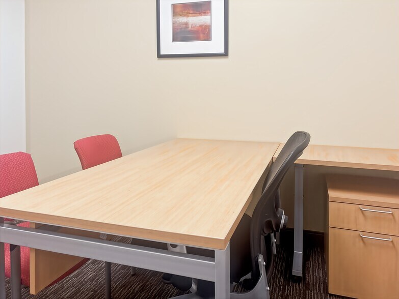 More Photos Of 1333 Burr Ridge Pky, Burr Ridge Coworking Space