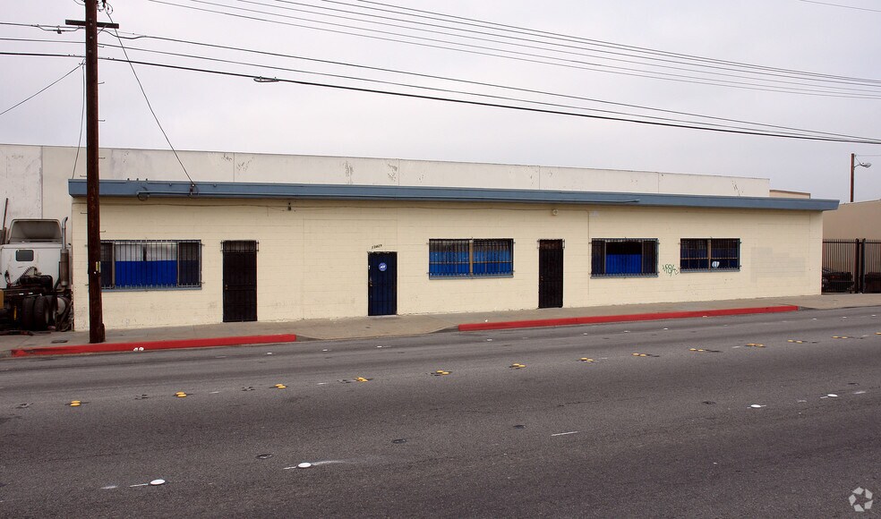 More Photos Of 13429 S Normandie Ave, Gardena Industrial For Sale