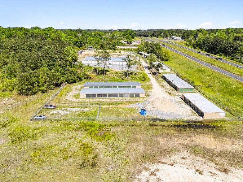 More Photos Of 117 Eastview Dr, Laurel Self Storage For Sale