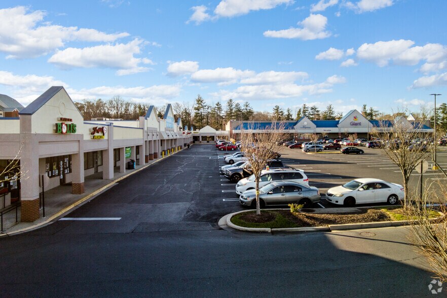 More Photos Of 10515-10631 Greenbelt Rd, Lanham General Retail For Lease