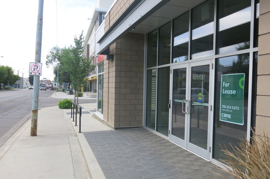 More Photos Of 9505 105th Ave NW, Edmonton Apartments For Lease