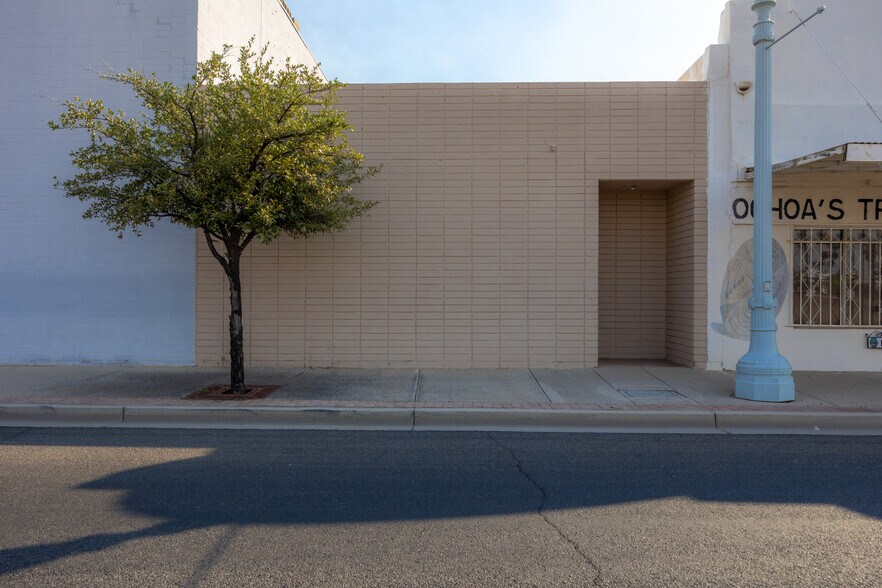 More Photos Of 108 W Main St, Casa Grande Freestanding For Sale