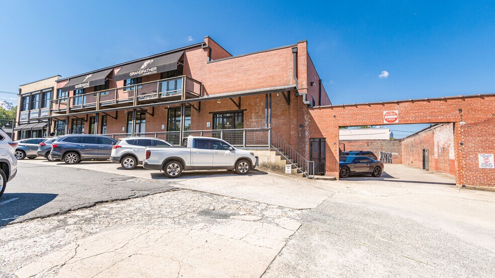 More Photos Of 1111 Central Ave, Charlotte Loft Creative Space For Sale