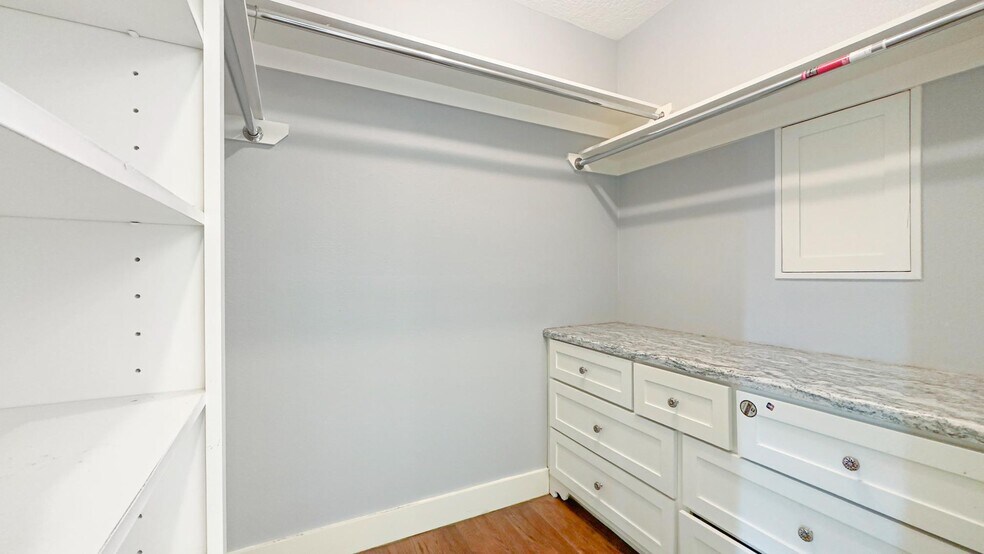 More Photos Of 4409 Canal St, Houston General Retail For Sale