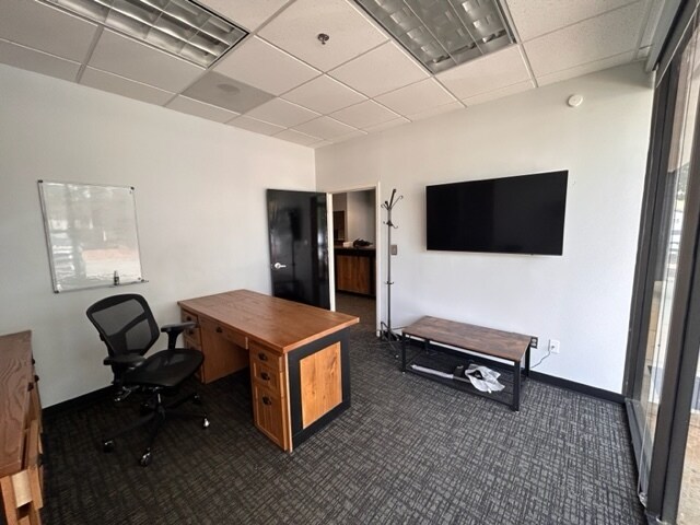 More Photos Of 825 Franklin Ct SE, Marietta Distribution For Lease