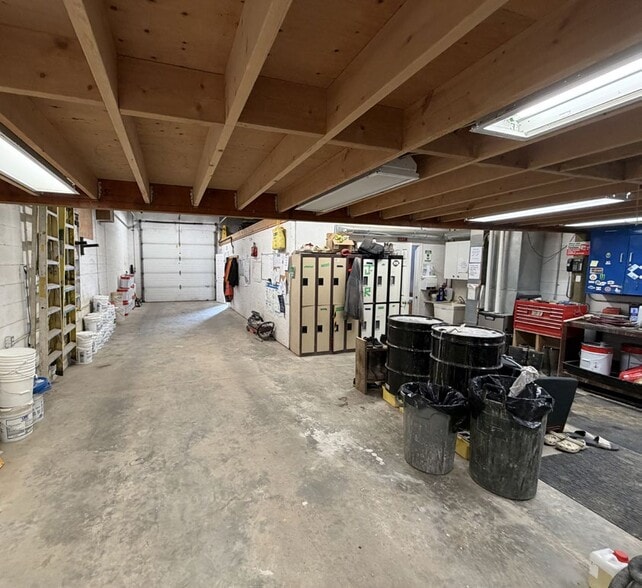 More Photos Of 1600 King St, St Jacobs General Retail For Sale