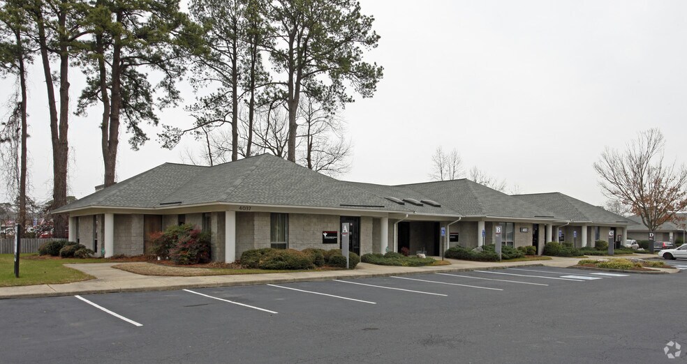 Primary Photo Of 4037 Taylor Rd, Chesapeake Medical For Lease