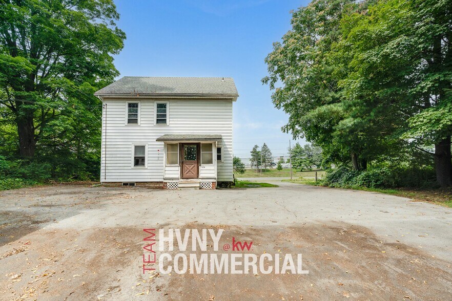 More Photos Of 1978 South Rd, Poughkeepsie Medical For Sale