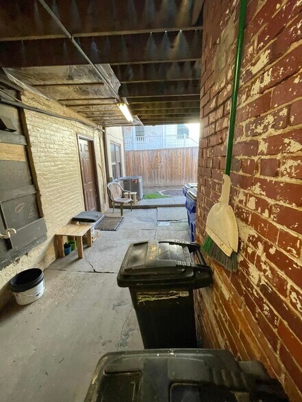 More Photos Of 128 S Market St, Frederick Apartments For Sale